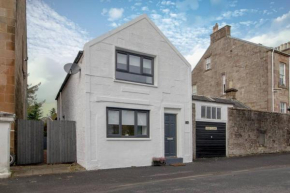 Henry Bell - Cosy 2-bedroom cottage